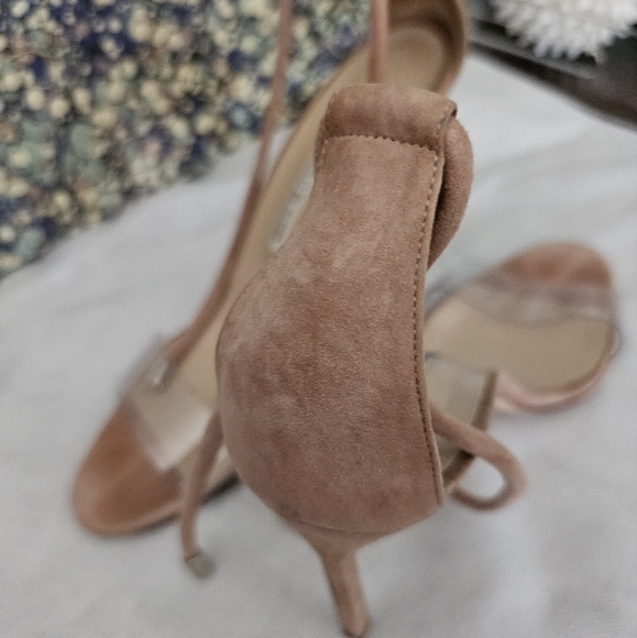 Sandals - Picture 2 of 4